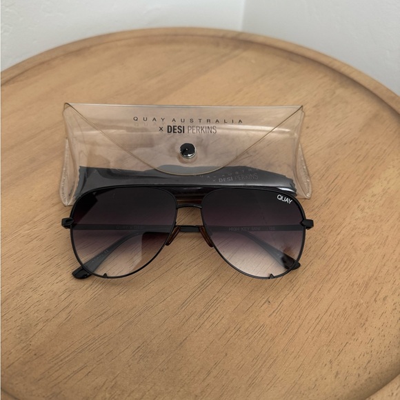 Quay x Desi High Key Sunglasses - Picture 1 of 4